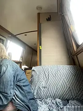 Stripchat Watch Live Sex Cams of ladyboatlady