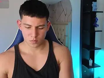 Stripchat Sex Chat of JamesCr_