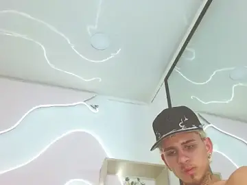 Stripchat Adult Webcam of DanntheStiff