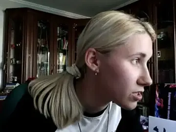 Stripchat Watch Live Sex Cams of lolkabiolka