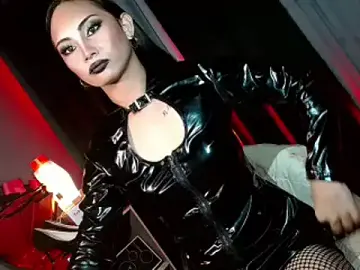 Stripchat Nude Webcam of Bella_subhunterx