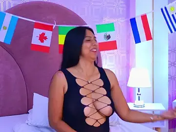 Stripchat Live Sex of Crystal_Lucky