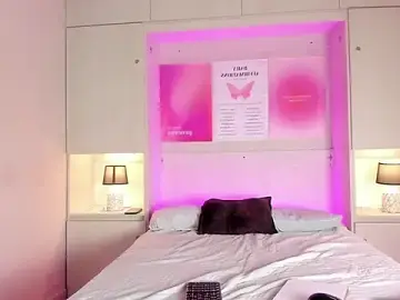 Stripchat Free Porn Cam of KendallRosse1