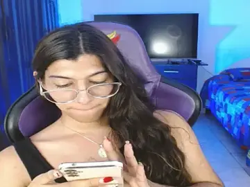 Stripchat Sex Cam of Alanni_parker