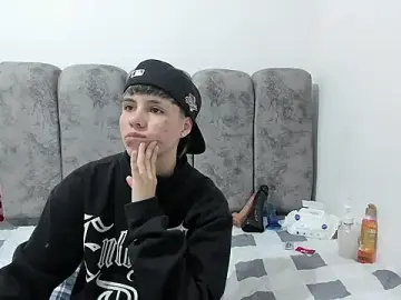 Stripchat Watch Live Sex Cams of Bruno_Cruzz
