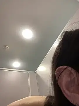 Stripchat Live Sex Cam of Mia_Mia_M