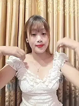 Stripchat Nude Webcam of Ly-sexyy