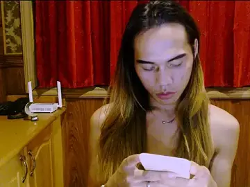Stripchat Best live sex cam show of hugecock_kate