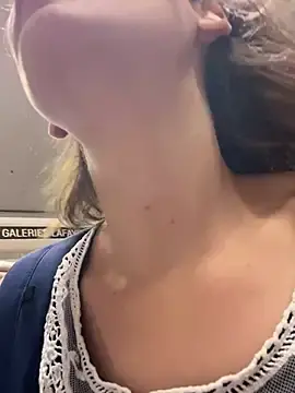 Stripchat Live Sex of Kamorana
