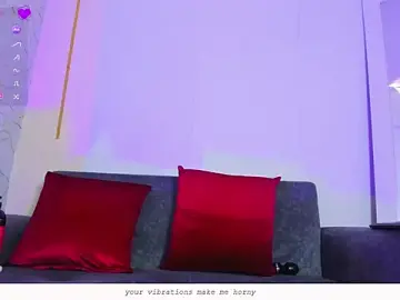 Stripchat Best Webcam of Emylyjonhs
