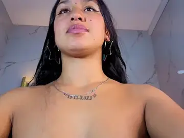 Stripchat Free Porn Cam of Violetta_Colucci_Tx