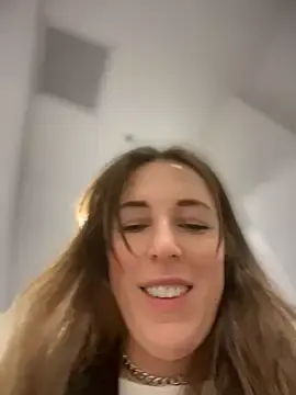 Stripchat Free Porn Cam of MommmyYummy
