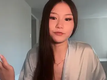 Stripchat Live Sex Cam of luvvivii