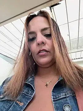 Stripchat Watch Live Sex Cams of Ambarsexbutler