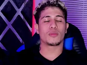 Stripchat Live Porn of dominic_connor