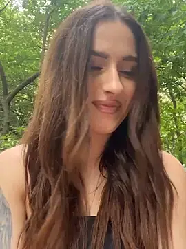 Stripchat Adult Webcam of AriaAdda