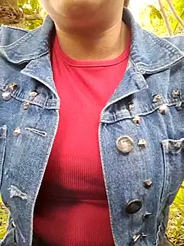 Stripchat Free Porn Cam of Yelii_