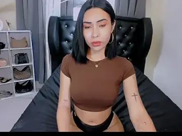 Stripchat Sex Cam of Claudia_empress