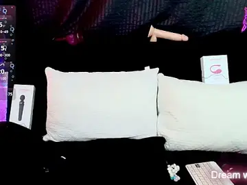 Stripchat Live Sex Cam of Silver_Rosex