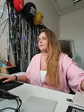 Stripchat Live Sex Cam of Juicy_PeachLux