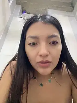 Stripchat Sex Cam of Catalina222