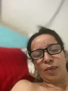 Stripchat Free Live Porn of Soy_Camila8
