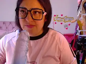Stripchat Best live sex cam show of lanaqueen699