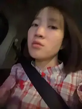 Stripchat Adult Webcam of littleqiu
