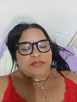 Stripchat Sex Cam of Morenita_Bella_42