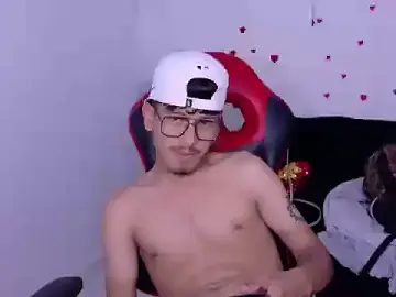 Stripchat Private Sex Chat of blackfox_desire