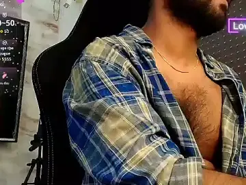 Stripchat Live Sex Cam of SilverShade3