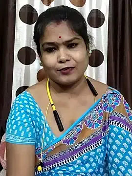 Stripchat Live Sex Cam of yoursweety09