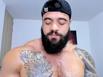 Stripchat Adult Webcam of miguelangelsaenz