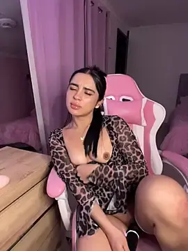 Stripchat Private Sex Chat of Emily-14