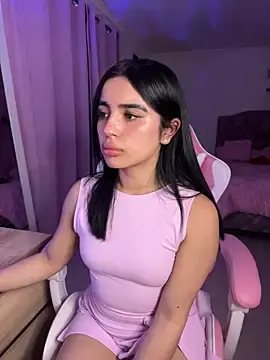 Stripchat Live Sex of Emily-14