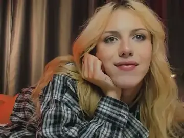Stripchat Live Sex Cam of Tiffany__King