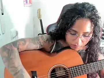 Stripchat Live Sex of Ama_music