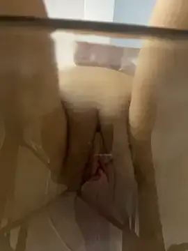 Stripchat Free Porn Cam of Celine_Roxelle