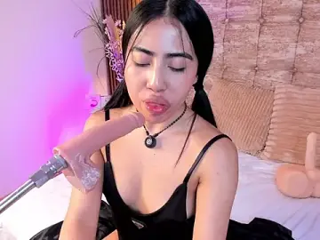 Stripchat Free Porn Cam of Valecute_