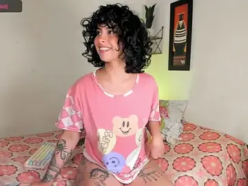 Stripchat Live Porn of adriannyp_1