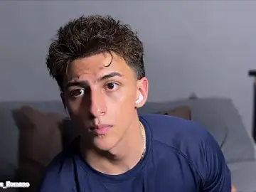Stripchat Free Live Porn of salvatore_romanoo