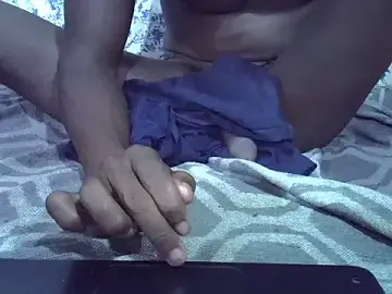 Stripchat Free Porn Cam of Maestro0_bbc