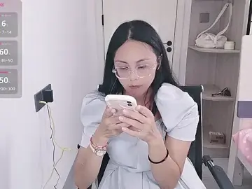 Stripchat Free Porn Cam of yishan-22