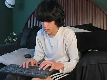 Stripchat Live Sex of Diamond_twink