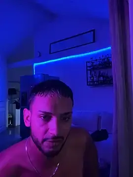 Stripchat Adult Webcam of Gipsyboysteve