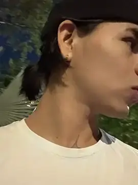 Stripchat Live Sex Cam of Mao_mdn