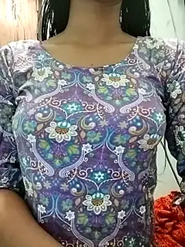 Stripchat Adult Webcam of Ratri-Biswas
