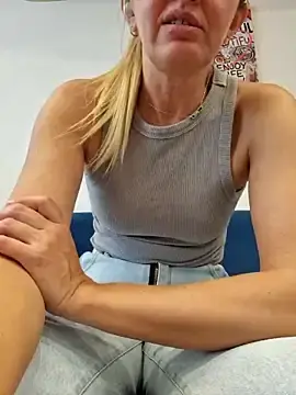 Stripchat Adult Webcam of Miss____Mia_