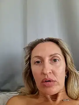Stripchat Private Sex Chat of Miss____Mia_