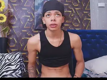 Stripchat Nude Webcam of Harry_jhonsson